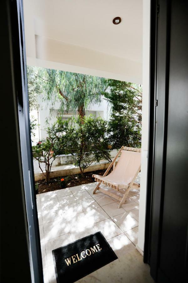 Katia'S Pepper Tree Apartment Ираклио Екстериор снимка