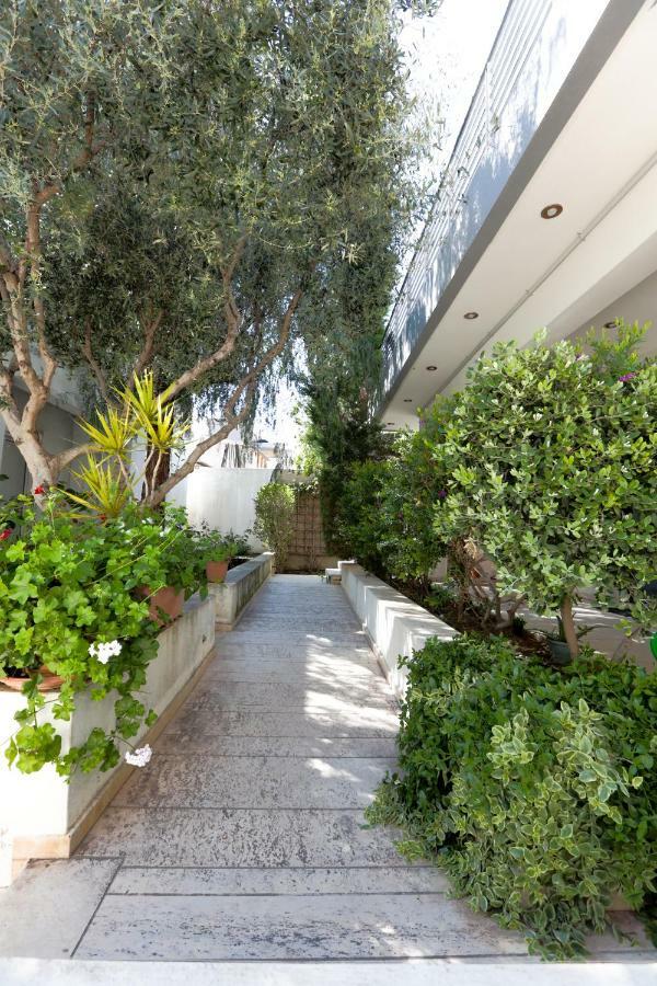 Katia'S Pepper Tree Apartment Ираклио Екстериор снимка