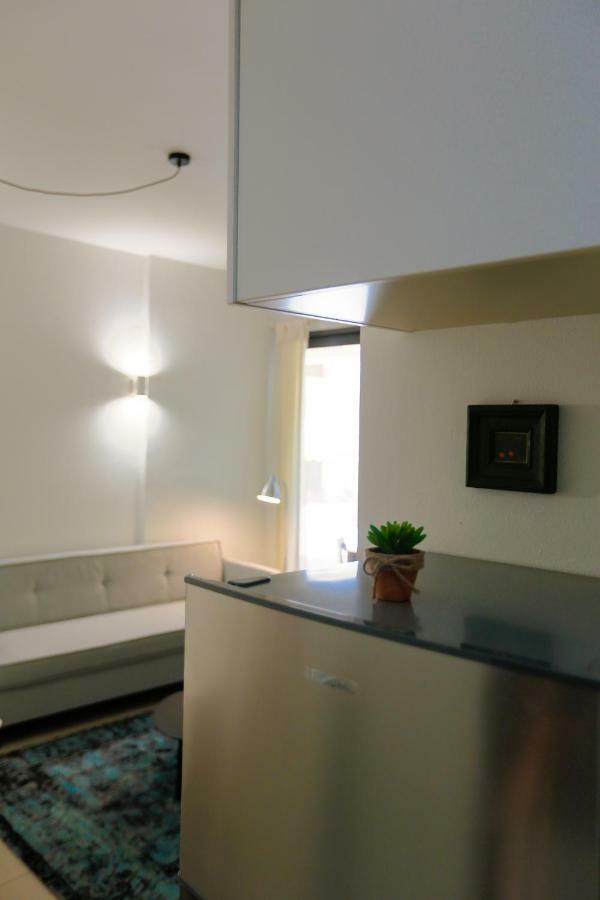 Katia'S Pepper Tree Apartment Ираклио Екстериор снимка